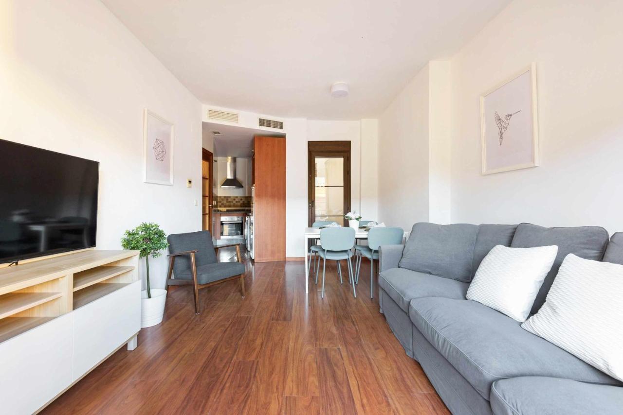 Pineapple Rosaleda 13 Apartment Malaga Exterior photo
