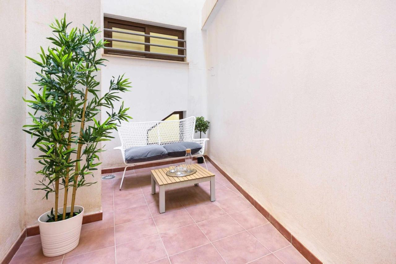 Pineapple Rosaleda 13 Apartment Malaga Exterior photo